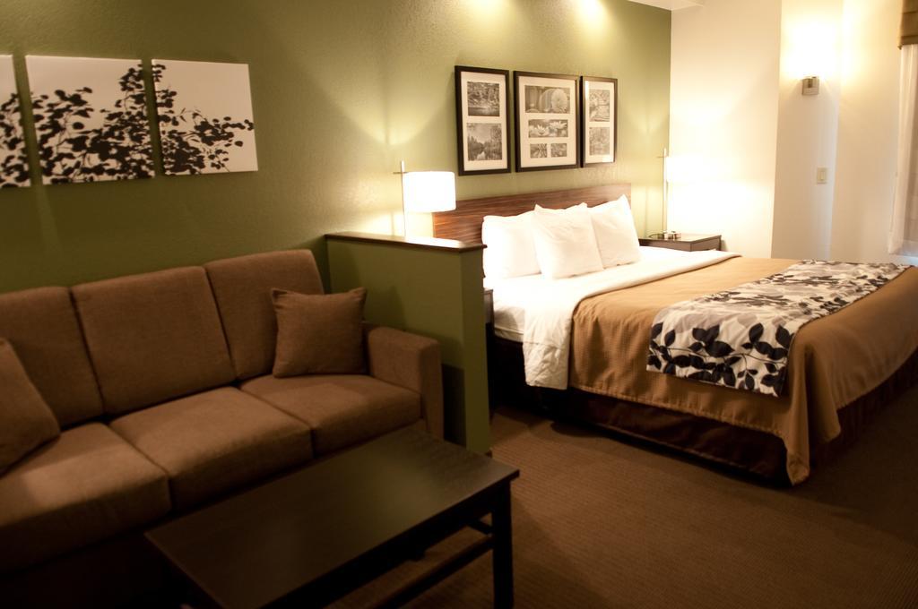 Sleep Inn & Suites Buffalo Airport Cheektowaga Exterior photo